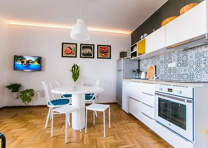 Grand View Apartment