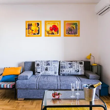 Grand View Apartment Split